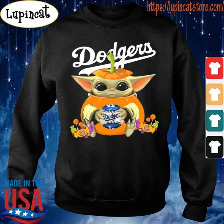 Baby Yoda hug Los Angeles Dodgers shirt, hoodie, sweater, long